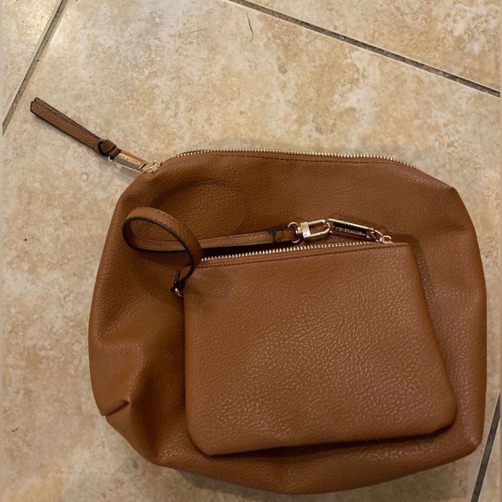Bundle of (2) NWOT Steve Madden Small‎ Clutches